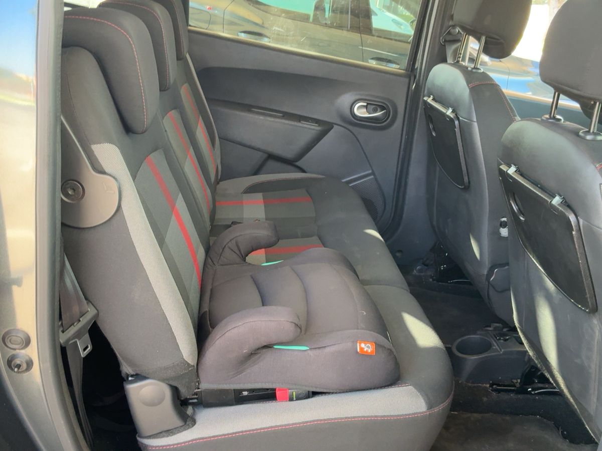 MIDCar coches ocasión Madrid Dacia Lodgy 1.6 SCe Gasolina / LPG Stepway  Combi 7 Plazas, 110Cv, Híbrido