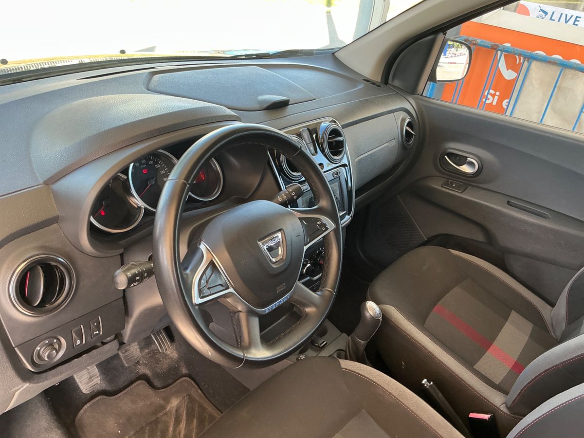 MIDCar coches ocasión Madrid Dacia Lodgy 1.6 SCe Gasolina / LPG Stepway  Combi 7 Plazas, 110Cv, Híbrido
