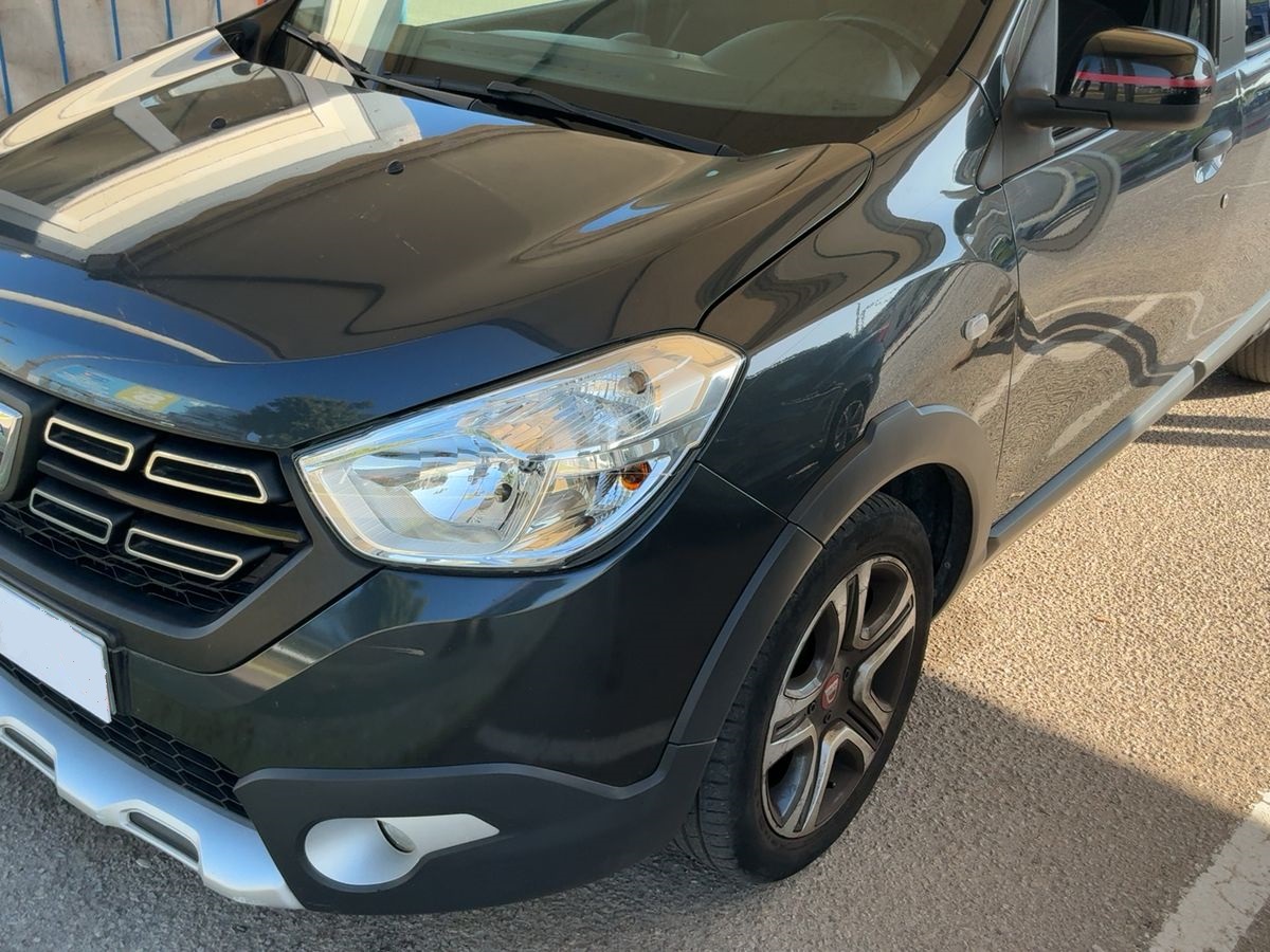 MIDCar coches ocasión Madrid Dacia Lodgy 1.6 SCe Gasolina / LPG Stepway  Combi 7 Plazas, 110Cv, Híbrido