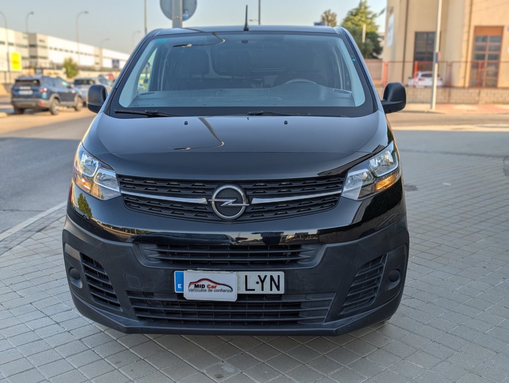 MID Car coches ocasión Madrid Opel Vivaro 1.5Diesel Standard 100Cv Etiqueta C IVA y Garantía Incluido