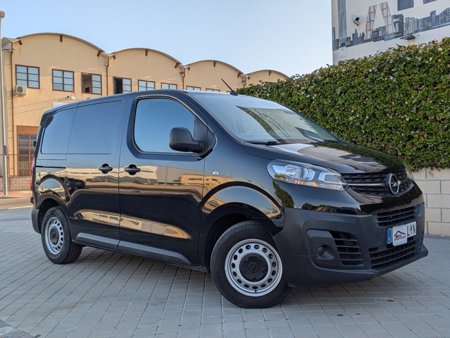 MID Car coches de ocasión Madrid Opel Vivaro 1.5Diesel Standard 100Cv Etiqueta C IVA y Garantía Incluido