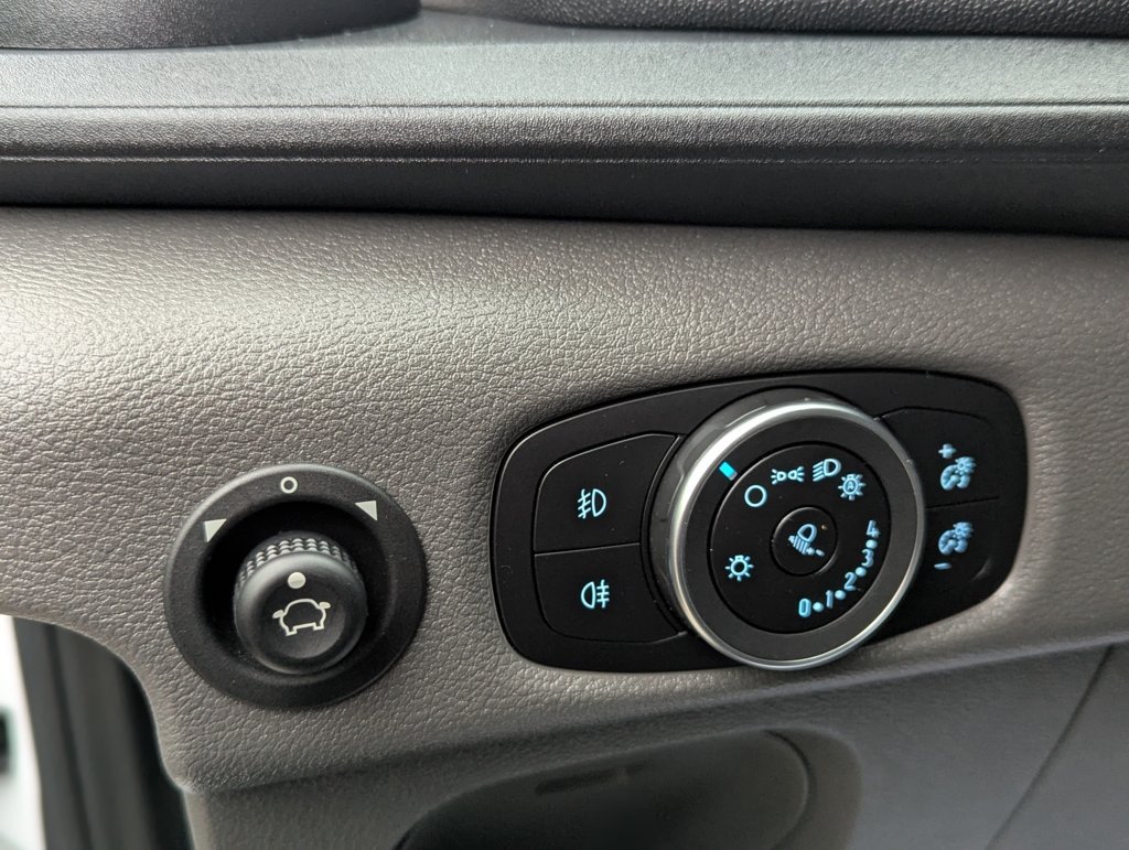 MIDCar coches ocasión Madrid Ford Transit L4H3 Van Trend RWD 170Cv Nacional IVA y Garantía Incl Etiqueta C