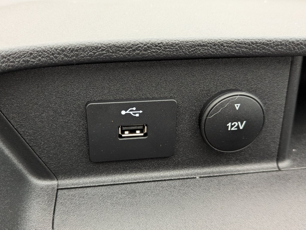 MIDCar coches ocasión Madrid Ford Transit L4H3 Van Trend RWD 170Cv Nacional IVA y Garantía Incl Etiqueta C