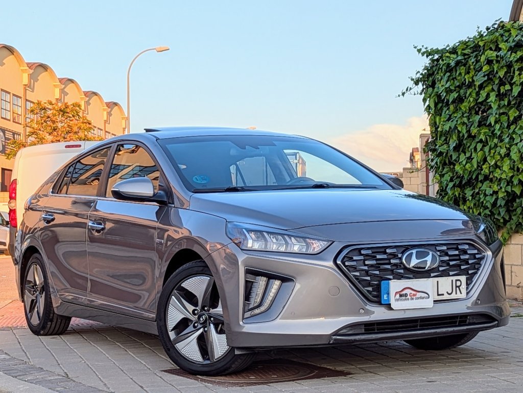 MIDCar coches ocasión Madrid HYUNDAI  iONIQ 1.6 GDI HEV Style DT Hybrido