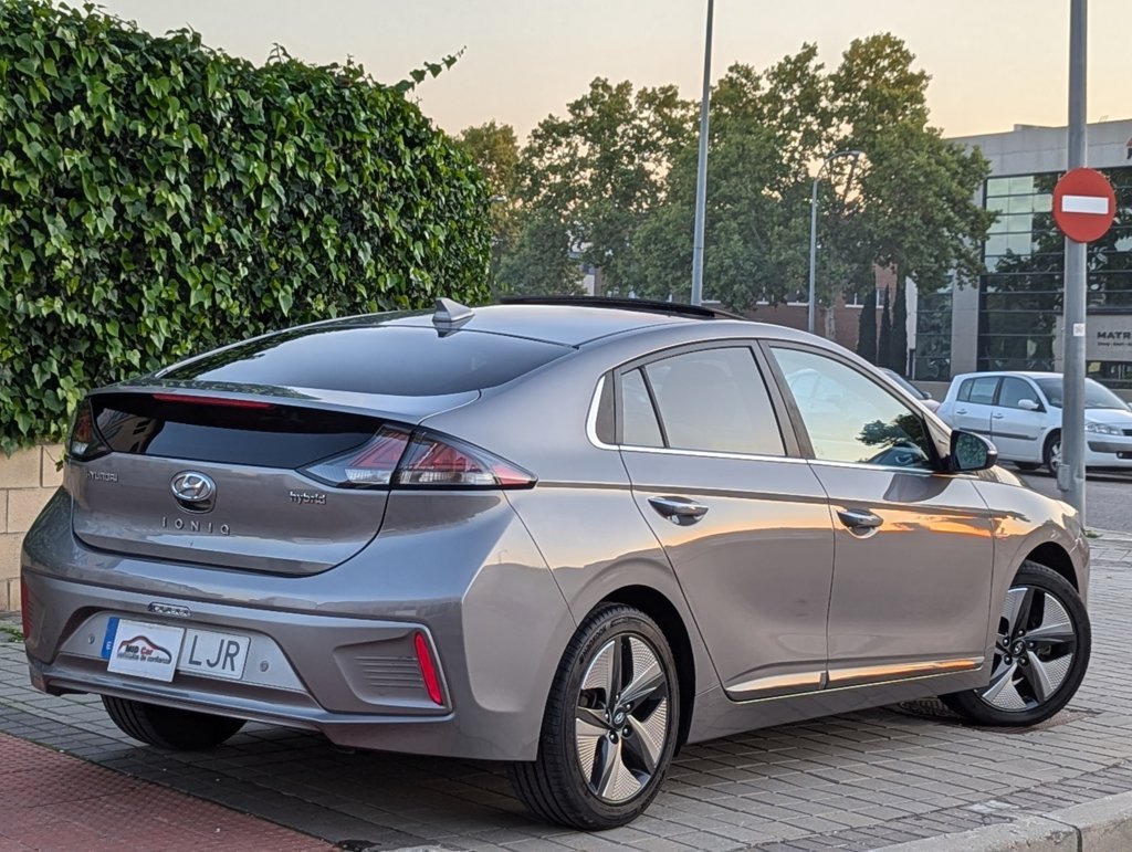 MIDCar coches ocasión Madrid HYUNDAI  iONIQ 1.6 GDI HEV Style DT Hybrido