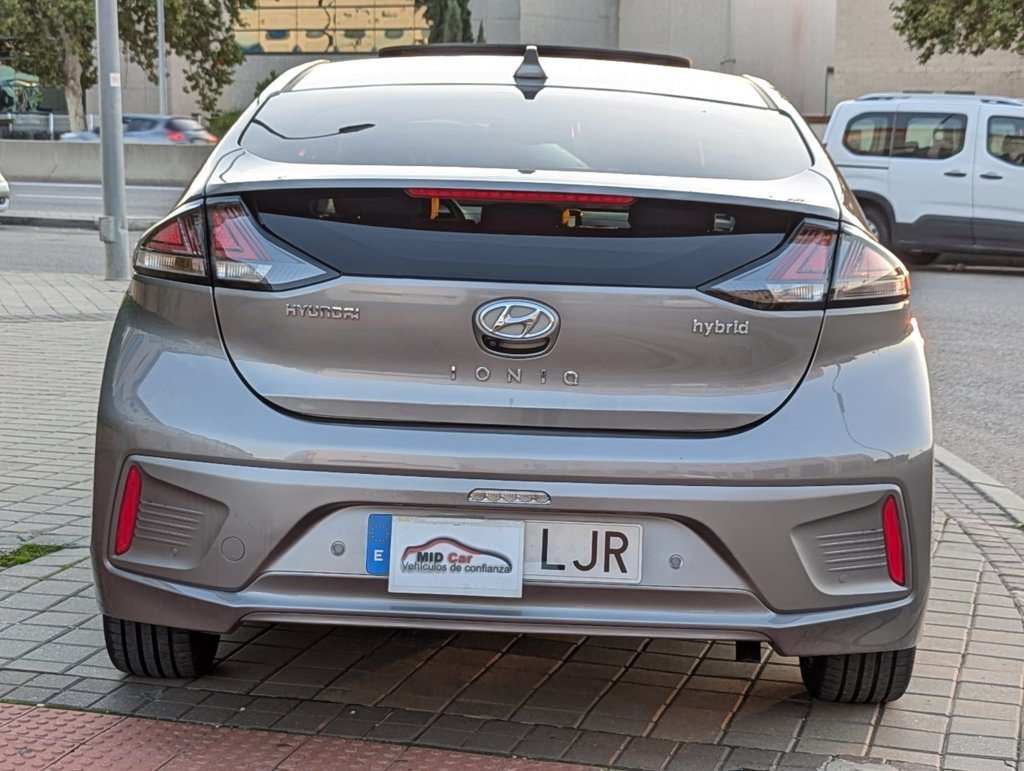 MIDCar coches ocasión Madrid HYUNDAI  iONIQ 1.6 GDI HEV Style DT Hybrido