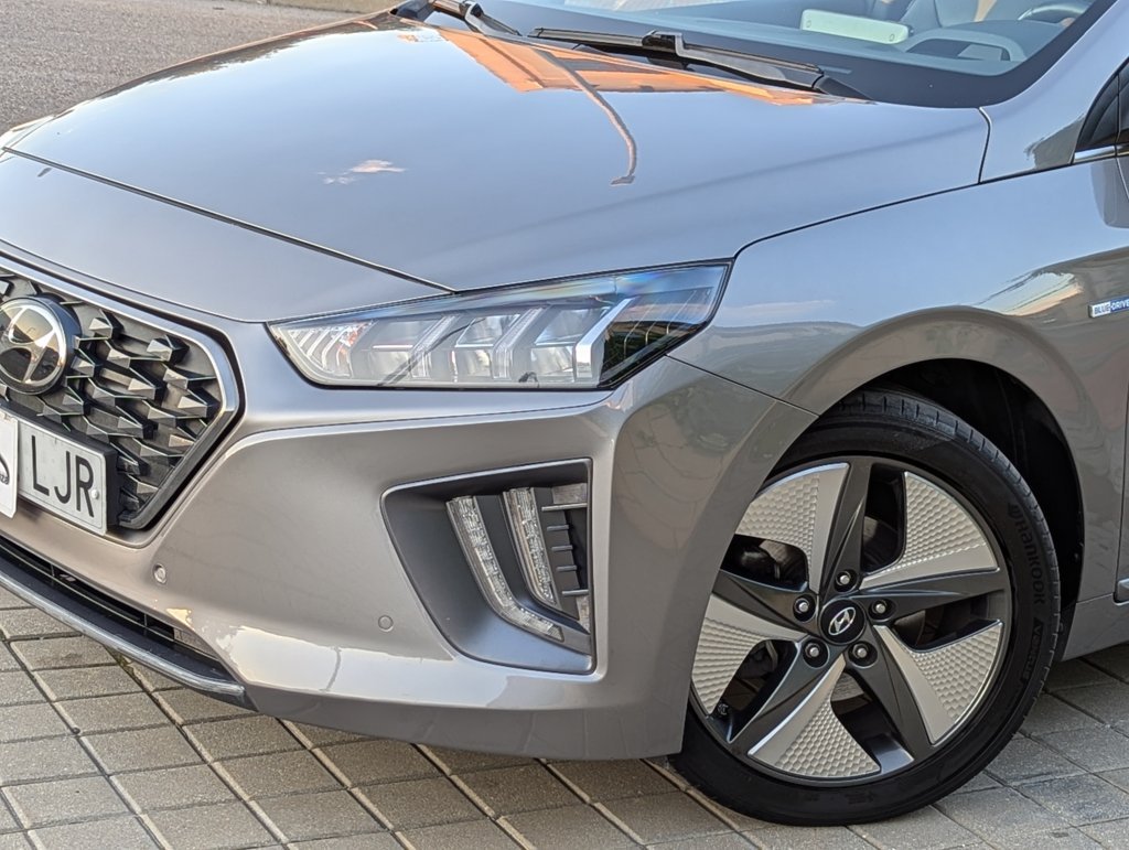 MIDCar coches ocasión Madrid HYUNDAI  iONIQ 1.6 GDI HEV Style DT Hybrido