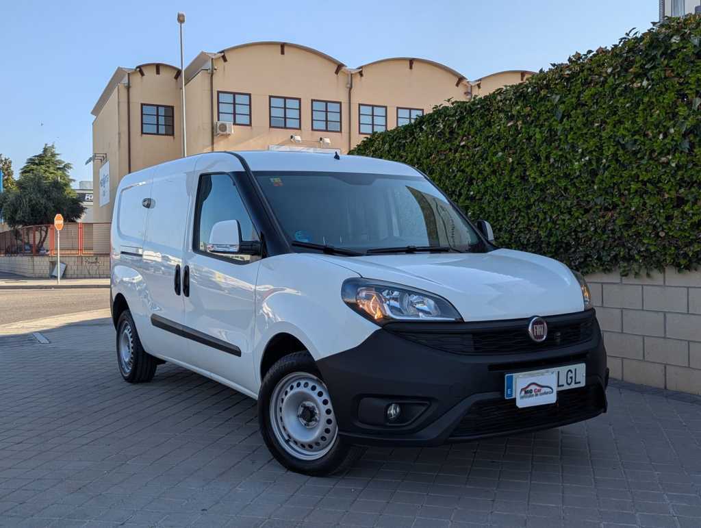 MIDCar coches ocasión Madrid Fiat Doblo Cargo Base Maxi 1.4 T-JET Natu Power CNG 4P