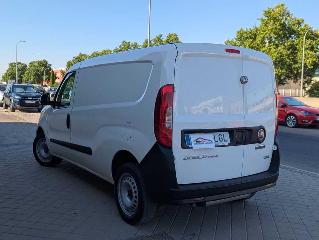 MIDCar coches ocasión Madrid Fiat Doblo Cargo Base Maxi 1.4 T-JET Natu Power CNG 4P