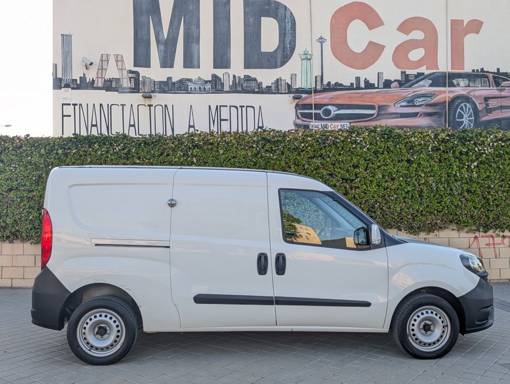 MID Car coches ocasión Madrid Fiat Doblo Cargo Base Maxi 1.4 T-JET Natu Power CNG 4P