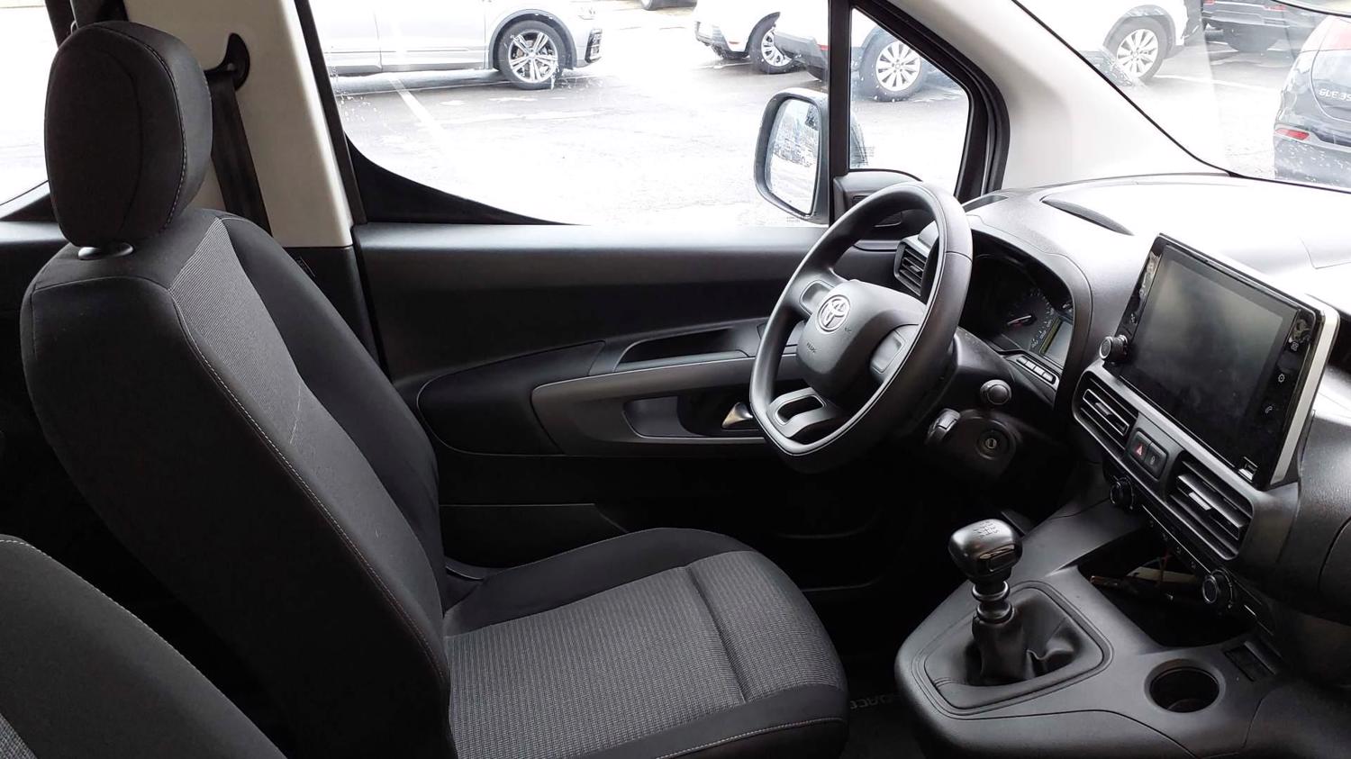 MID Car coches ocasión Madrid Toyota Proace City 1.5 TD VX L1  5 Puertas IVA y Garantía Inc Etiqueta C Monovolumen