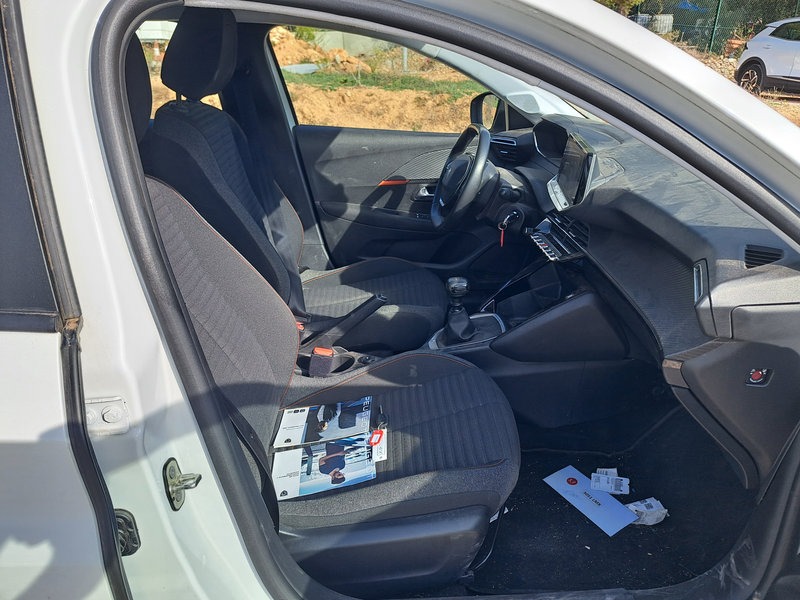 MID Car coches ocasión Madrid Peugeot 208 1.5 BlueHDi 100Cv 5Puertas Etiqueta C IVA y Garantía Incl Nacional 1Dueño