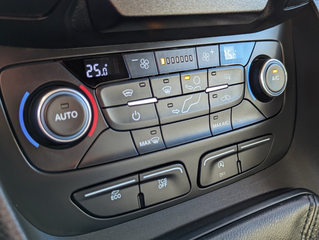 MIDCar coches ocasión Madrid Ford Transit Connect  Con Frio 1.5 TDCi Trend