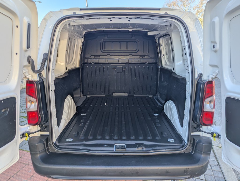 MIDCar coches ocasión Madrid Peugeot Partner Premium 1.5 BlueHDi 100Cv IVA y Garantía Incl Etiqueta C