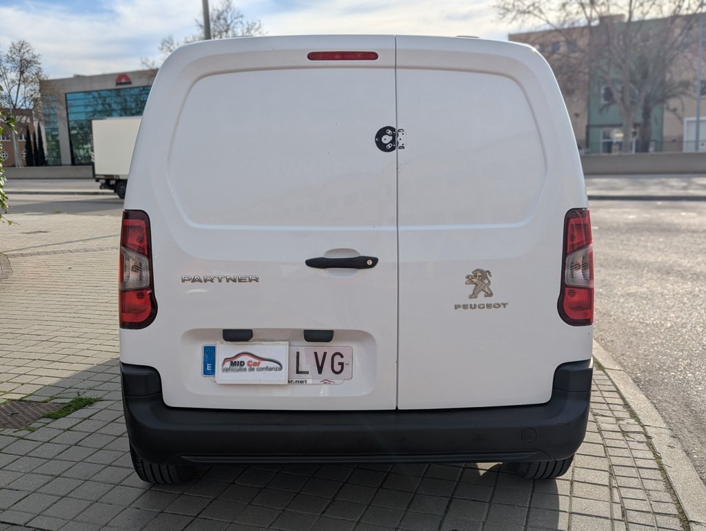 MIDCar coches ocasión Madrid Peugeot Partner Premium 1.5 BlueHDi 100Cv IVA y Garantía Incl Etiqueta C