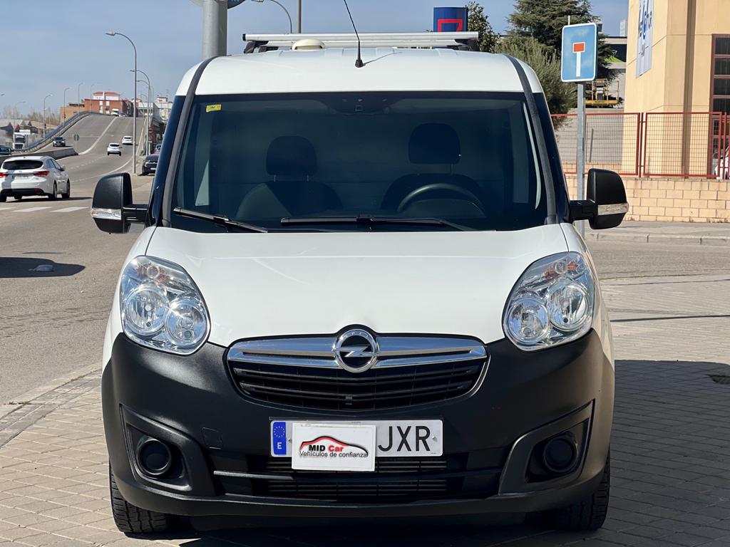 MIDCar coches ocasión Madrid Opel Combo Cargo 1.6 Cdti 105Cv L2H1 Incrementada Euro6