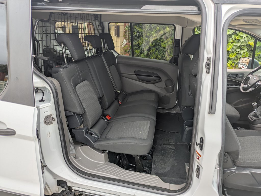 MIDCar coches ocasión Madrid Ford Transit Connect Kombi 1.5 Tdci S/s Trend 230 L2 120Cv, 6 Velocidades, Etiqueta medioambiental C IVA y Garantía Incl