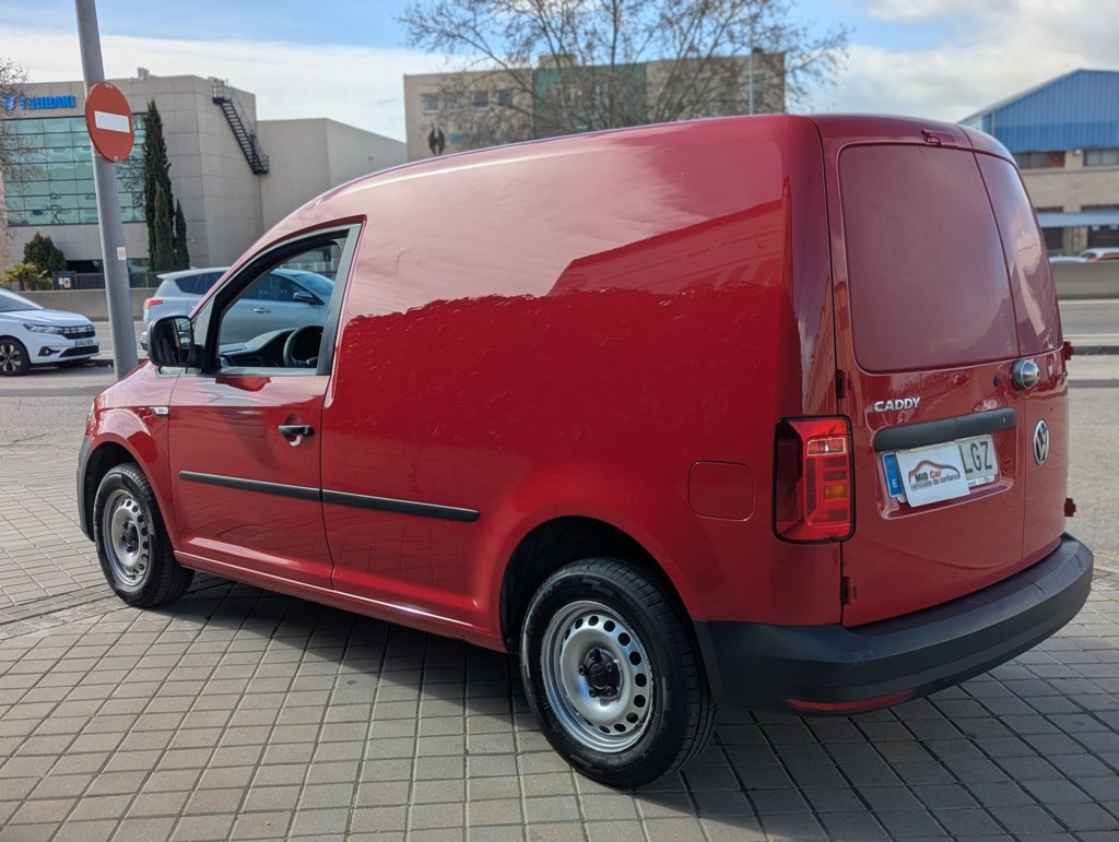 MIDCar coches ocasión Madrid Volkswagen Caddy Etiqueta medioambiental Eco Profesional Furgón 1.4 TGI 81kW BM 110Cv,  IVA y Garantía Inc