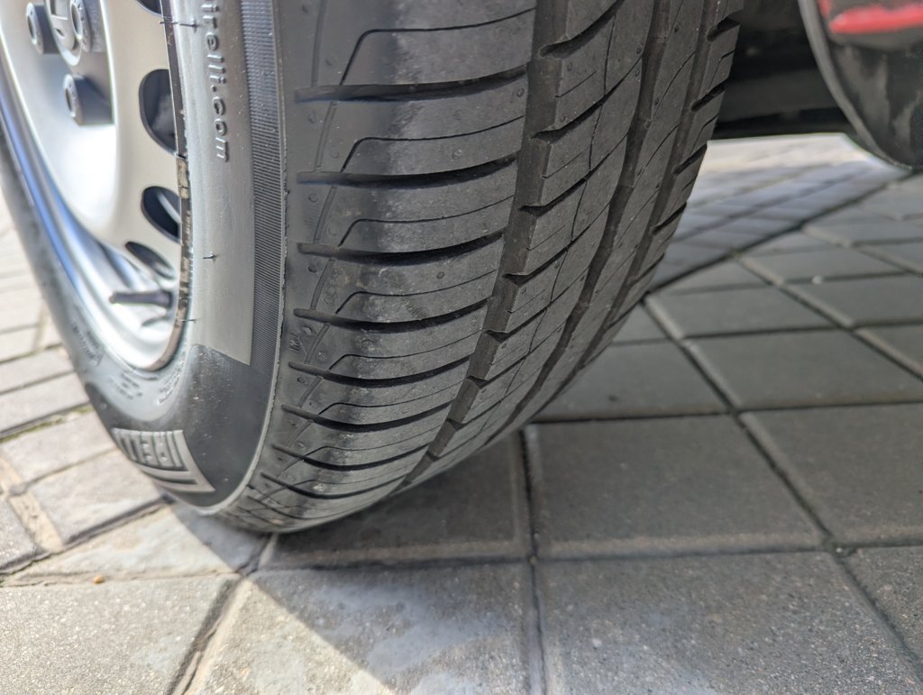 MIDCar coches ocasión Madrid Volkswagen Caddy Etiqueta medioambiental Eco Profesional Furgón 1.4 TGI 81kW BM 110Cv,  IVA y Garantía Inc