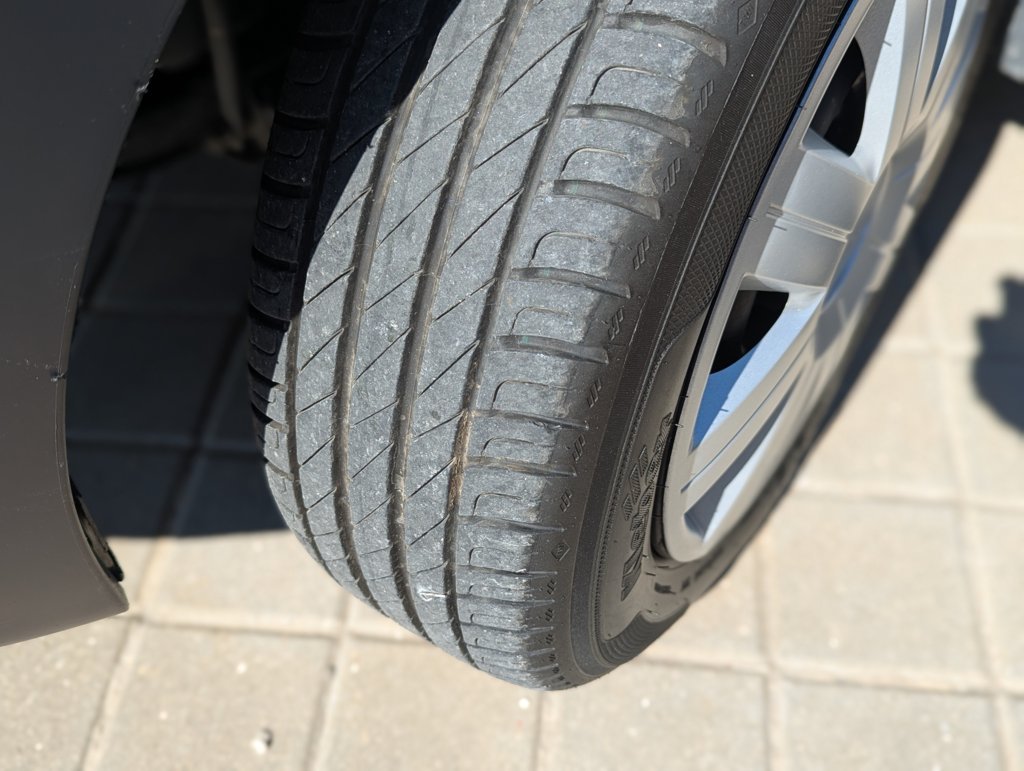 MIDCar coches ocasión Madrid Dacia Dokker Van Essential 1.6 110Cv GLP Híbrido Etiqueta mjedioambiental ECO IVA y Garantía Incl