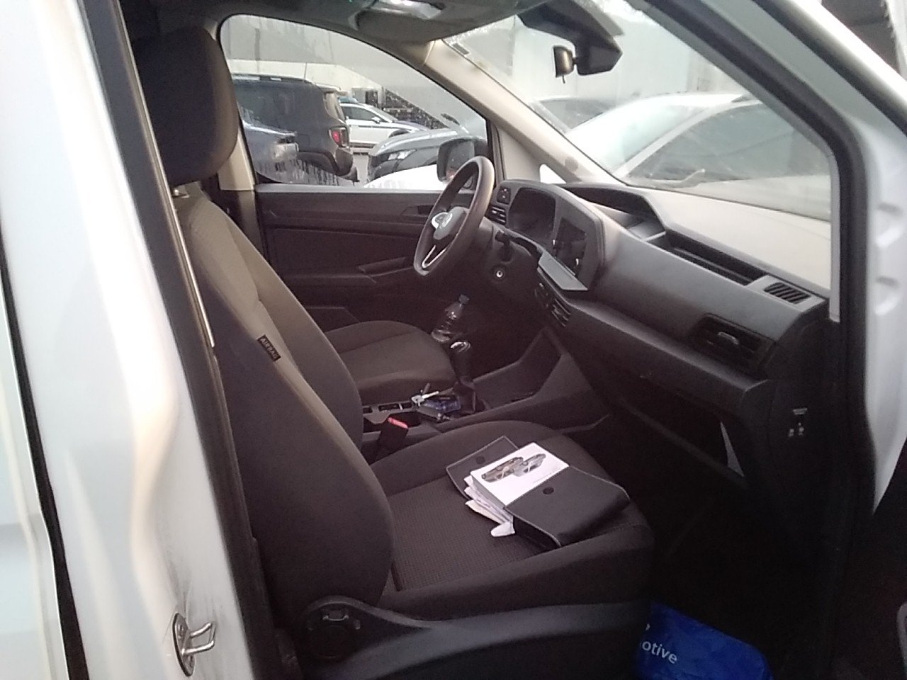 MIDCar coches ocasión Madrid Volkswagen Caddy Profesional Maxi Furgón Nuevo Modelo 2.0Tdi 102Cv 6Velocidades IVA y Garantía Incl Etiqueta C