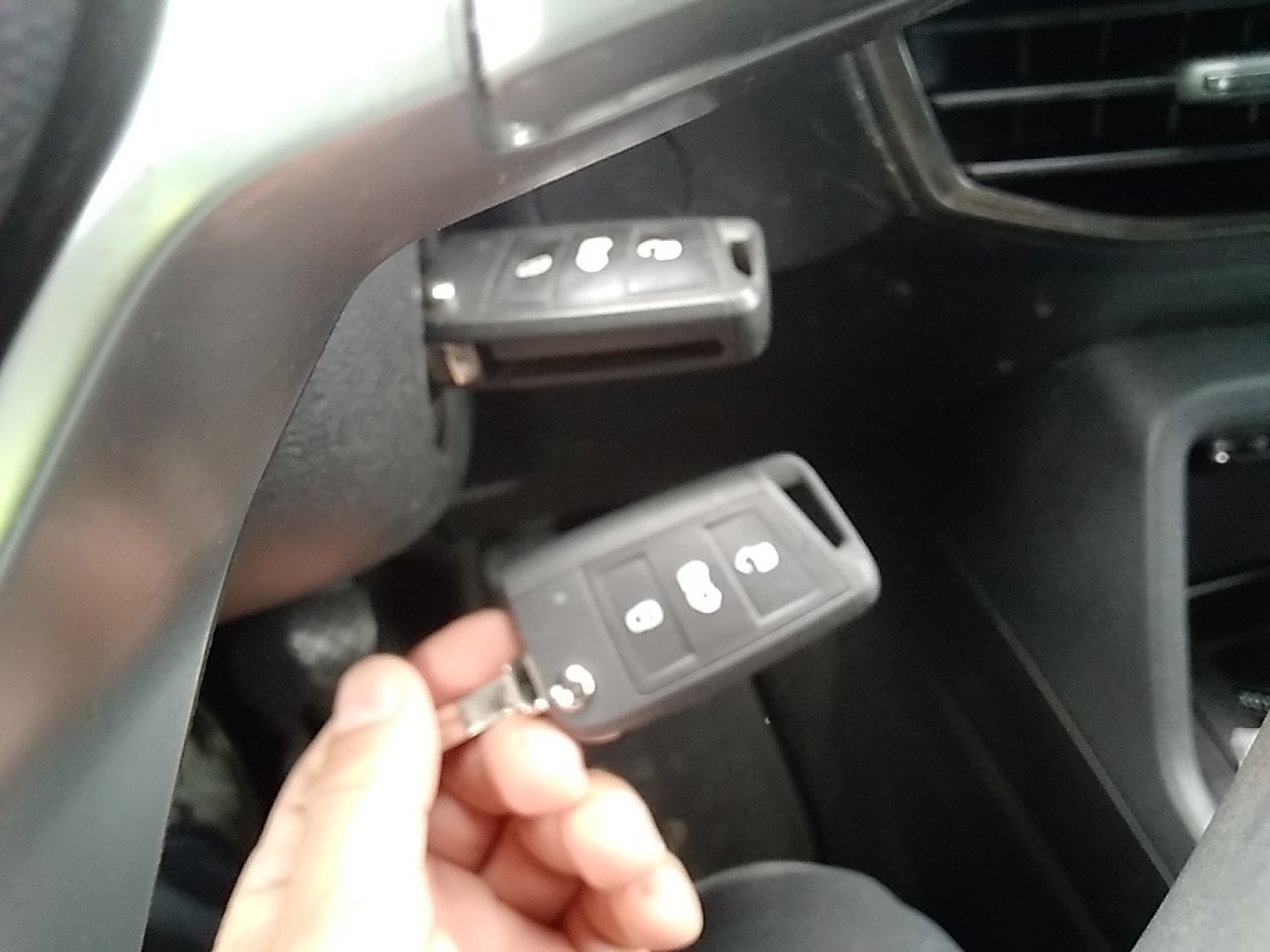 MIDCar coches ocasión Madrid Volkswagen Caddy Profesional Maxi Furgón Nuevo Modelo 2.0Tdi 102Cv 6Velocidades IVA y Garantía Incl Etiqueta C