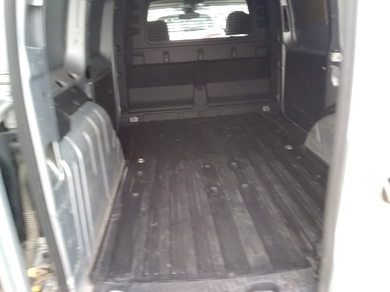 MIDCar coches ocasión Madrid Volkswagen Caddy Profesional Maxi Furgón Nuevo Modelo 2.0Tdi 102Cv 6Velocidades IVA y Garantía Incl Etiqueta C