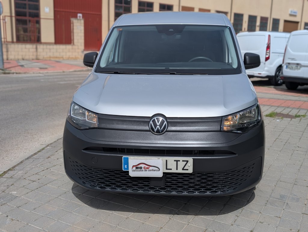 MIDCar coches ocasión Madrid Volkswagen Caddy Profesional Maxi Furgón Nuevo Modelo 2.0Tdi 102Cv 6Velocidades IVA y Garantía Incl Etiqueta C