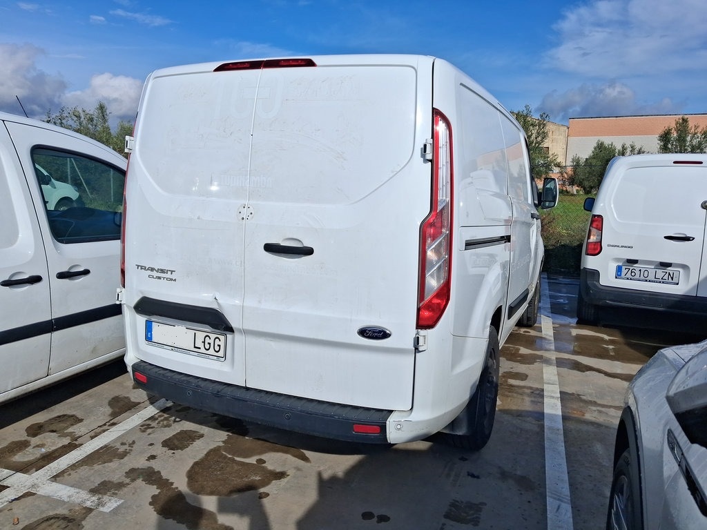 MIDCar coches ocasión Madrid Ford Transit Custom Van 2.0 TDCI 130Cv 320 L1 Etiqueta C IVA y Garantía Incl