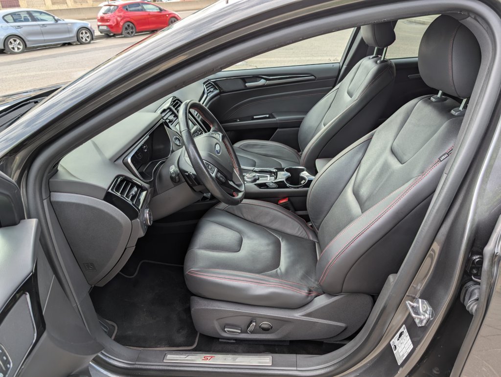 MIDCar coches ocasión Madrid Ford Mondeo 2.0 TDCi 140kW/190CV ST-Line PowerShift LL19" + Paq. X + Paq. Winter Nacional 1Dueño