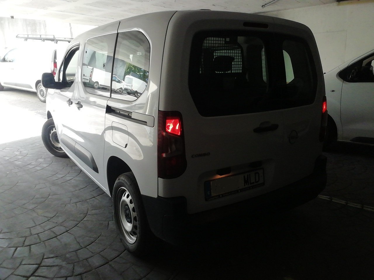 MID Car coches ocasión Madrid OPEL COMBO 1.5 TD  XL Business Edition Garantía e IVA Incl