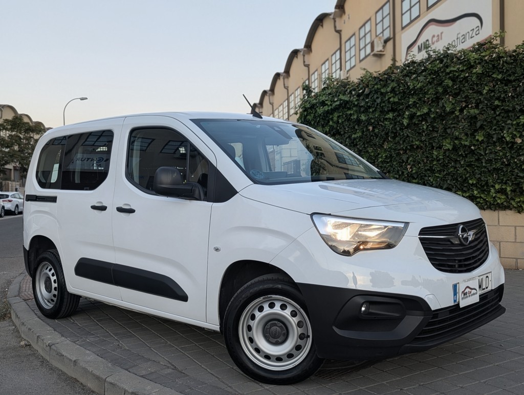 MID Car coches de ocasión Madrid OPEL COMBO 1.5 TD  XL Business Edition Garantía e IVA Incl