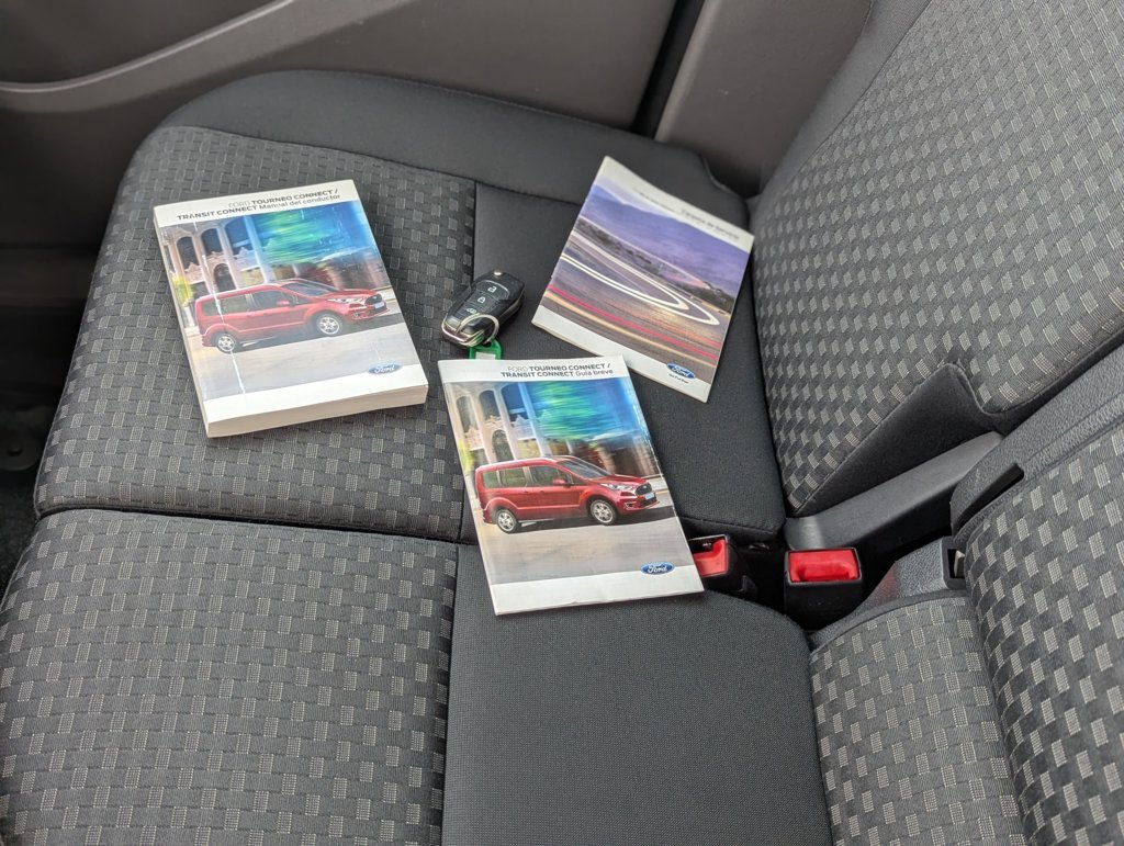 MIDCar coches ocasión Madrid Ford Transit Connect Van 1.5EcoBlue 3 Plazas Etiqueta C IVA y Garantía Incl Trend 210 S&S Trend L2 3Plazas 6 Velocidades