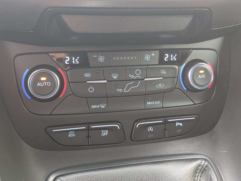 MIDCar coches ocasión Madrid Ford Transit Connect Van 1.5EcoBlue 3 Plazas Etiqueta C IVA y Garantía Incl Trend 210 S&S Trend L2 3Plazas 6 Velocidades