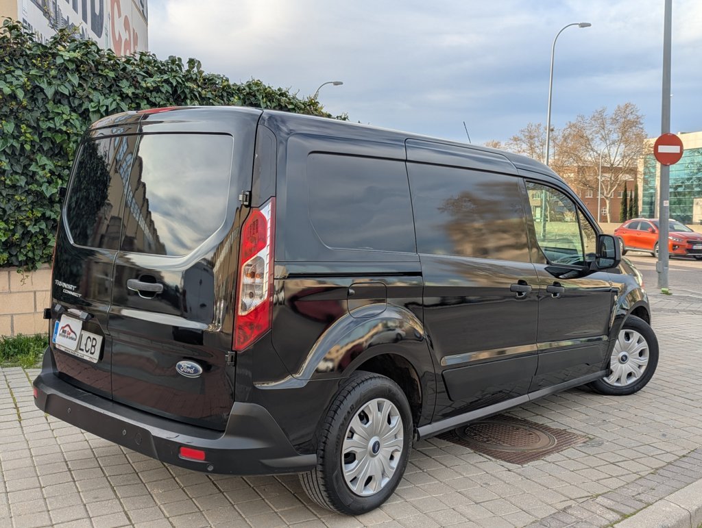 MIDCar coches ocasión Madrid Ford Transit Connect Van 1.5EcoBlue 3 Plazas Etiqueta C IVA y Garantía Incl Trend 210 S&S Trend L2 3Plazas 6 Velocidades
