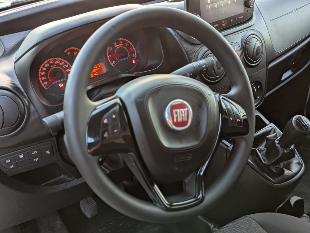 MIDCar coches ocasión Madrid Fiat Fiorino 1.3Mjet 80Cv Etiqueta C IVA y Garantía Incluido