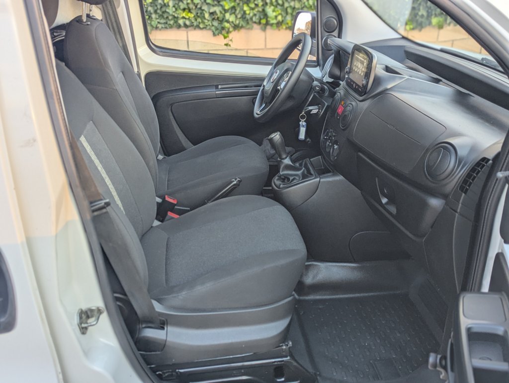 MIDCar coches ocasión Madrid Fiat Fiorino 1.3Mjet 80Cv Etiqueta C IVA y Garantía Incluido