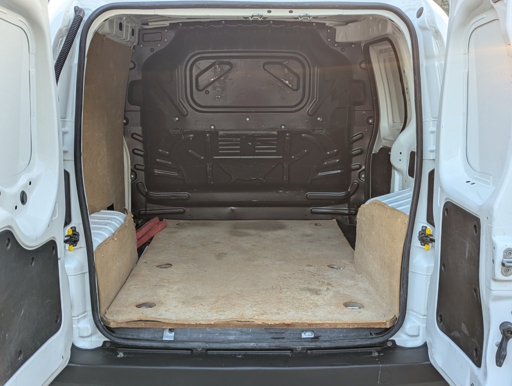 MIDCar coches ocasión Madrid Fiat Fiorino 1.3Mjet 80Cv Etiqueta C IVA y Garantía Incluido