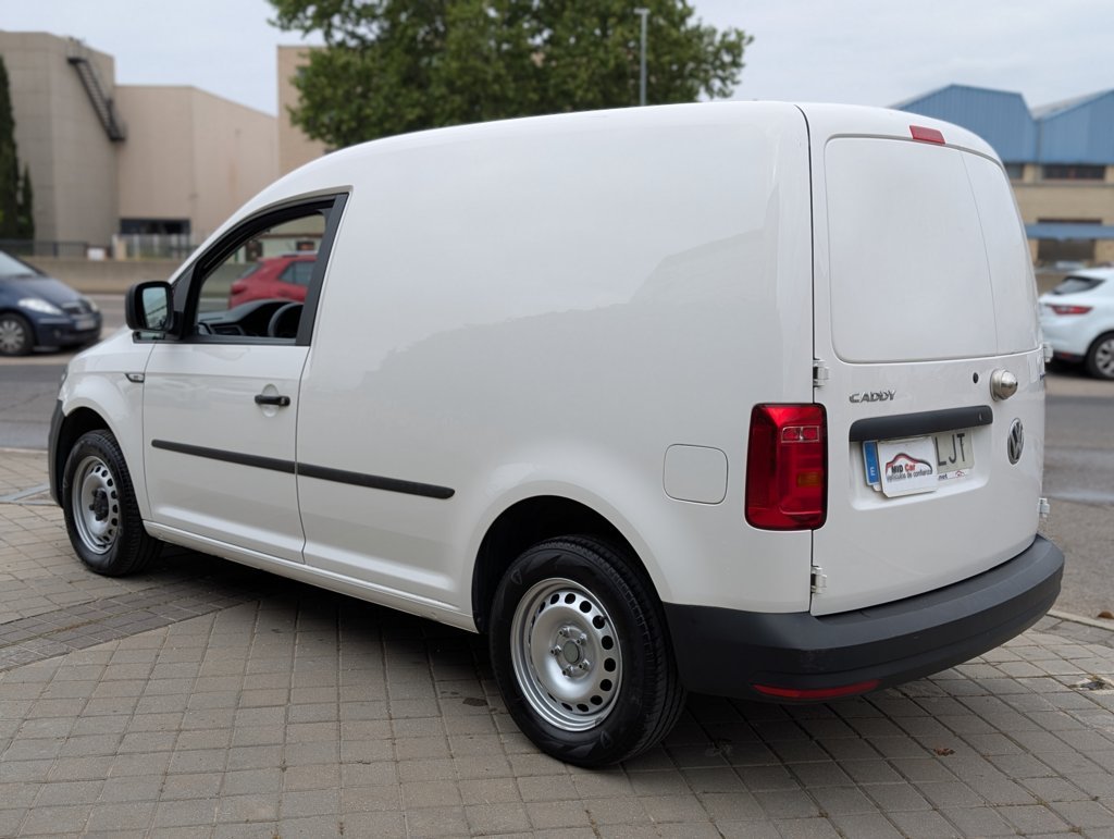 MIDCar coches ocasión Madrid Volkswagen Caddy Profesional Furgón 1.4 TGI 81kW BM 110Cv, Etiqueta medioambiental Eco IVA y Garantía Inc