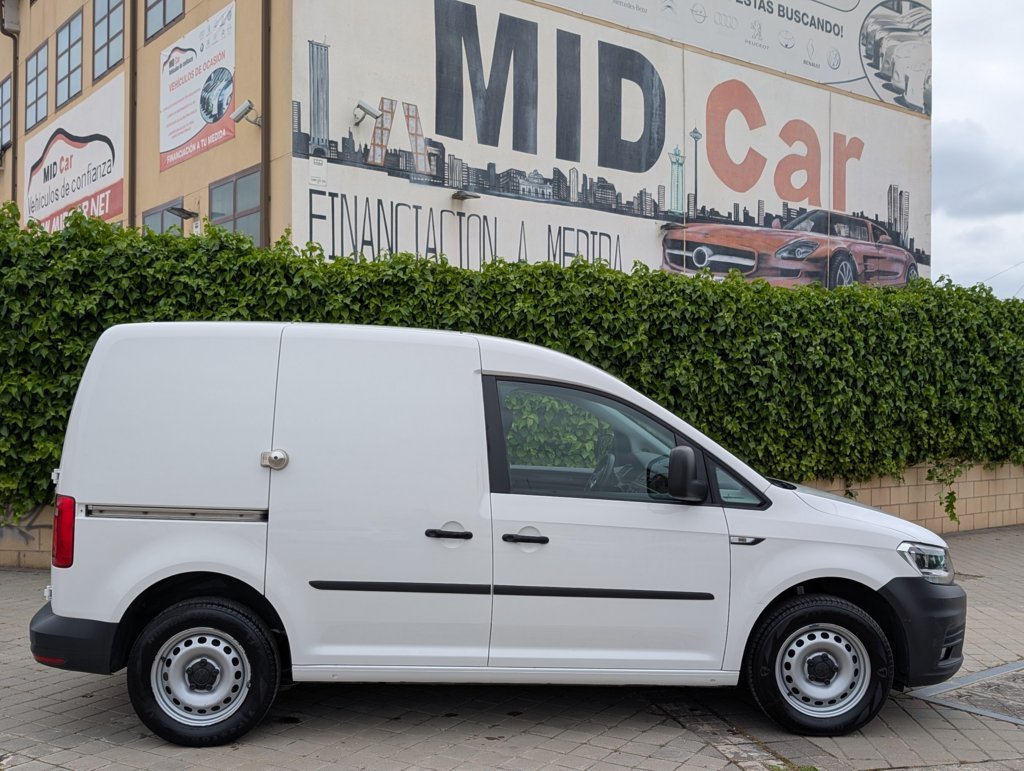 MIDCar coches ocasión Madrid Volkswagen Caddy Profesional Furgón 1.4 TGI 81kW BM 110Cv, Etiqueta medioambiental Eco IVA y Garantía Inc