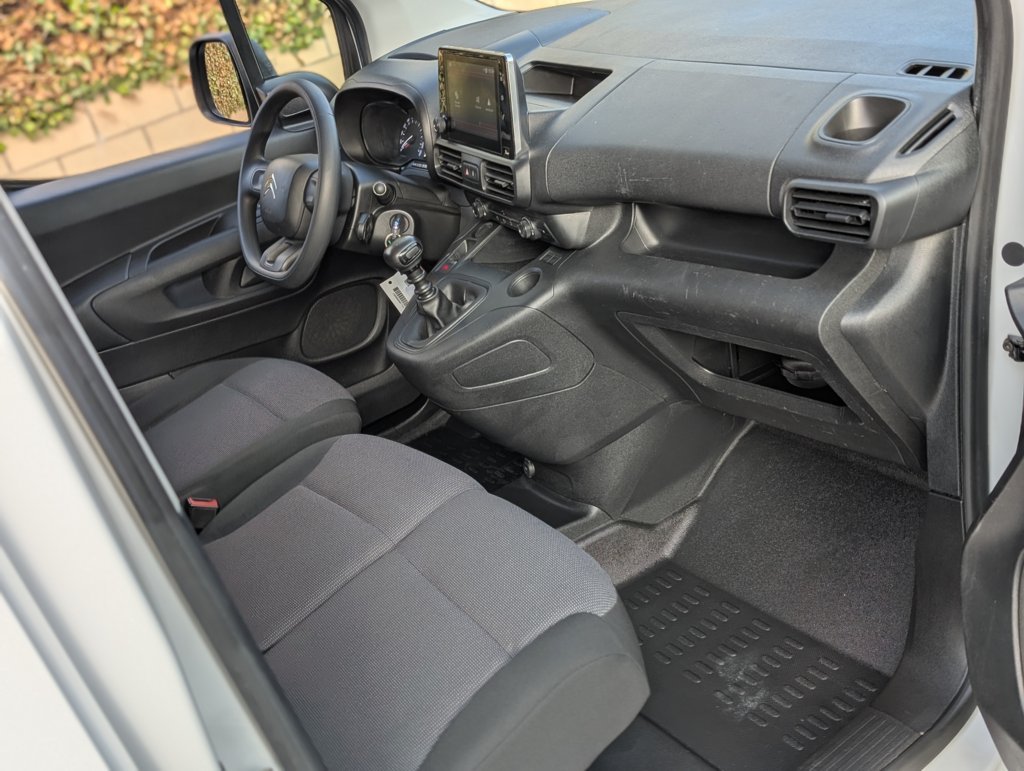 MIDCar coches ocasión Madrid Citroen Berlingo Premium  XL 1.5 BlueHDi 100Cv Etiqueta C IVA Garantía Incl Nacional