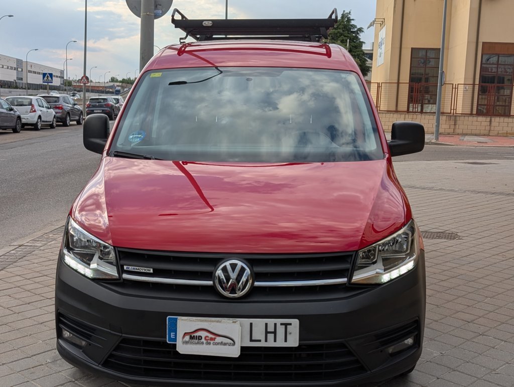 MIDCar coches ocasión Madrid Vw Caddy 1.4TGI GNC Hybrid Etiqueta ECO 110Cv IVA y Garantía Incl Nacional Color Rojo