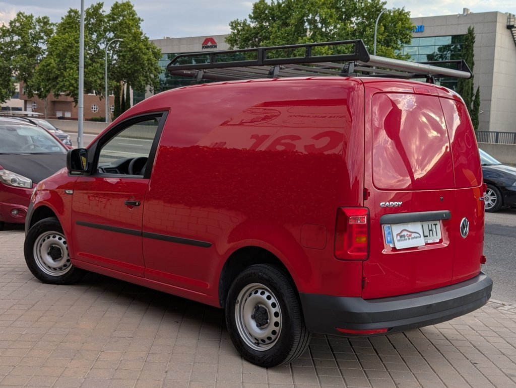 MIDCar coches ocasión Madrid Vw Caddy 1.4TGI GNC Hybrid Etiqueta ECO 110Cv IVA y Garantía Incl Nacional Color Rojo