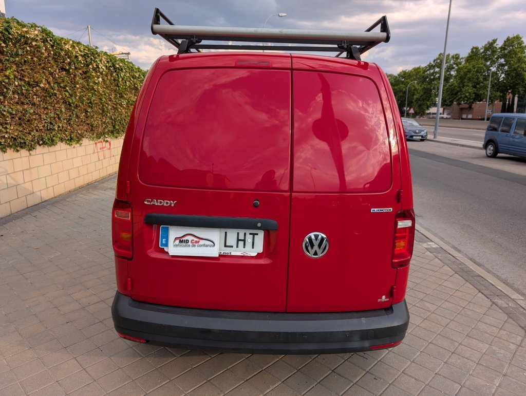 MIDCar coches ocasión Madrid Vw Caddy 1.4TGI GNC Hybrid Etiqueta ECO 110Cv IVA y Garantía Incl Nacional Color Rojo