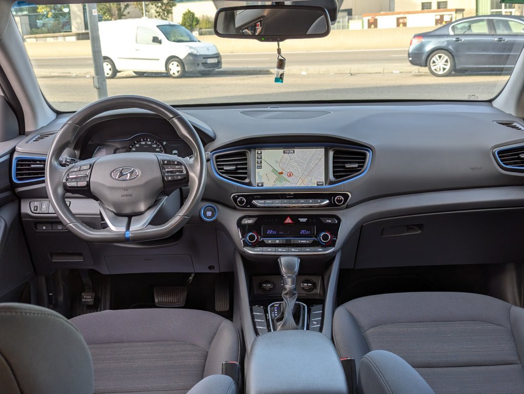 MIDCar coches ocasión Madrid HYUNDAI iONIQ 1.6 GDI HEV Tecno DCT Hybrido ECO