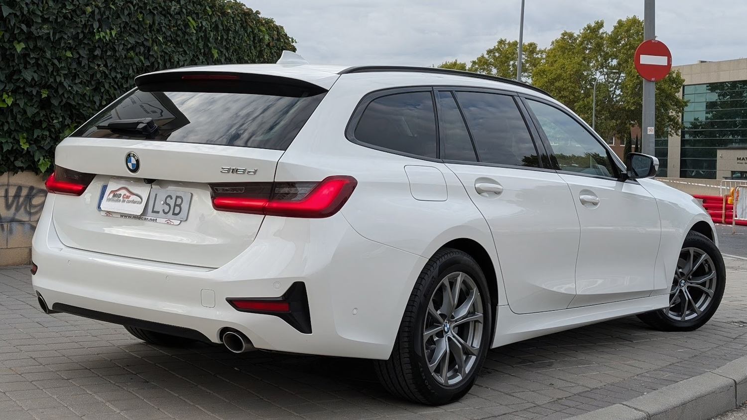 MIDCar coches ocasión Madrid BMW 318D Auto Touring Etiqueta Medioambiental ECO Nacional 1 Dueño
