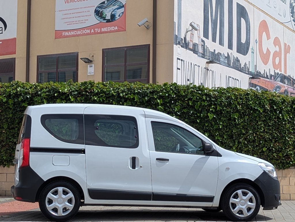 MIDCar coches ocasión Madrid Dacia Dokker Van Essential  Combi 5 Plazas, 1.6 110Cv  ECO-G N1, GLP  Híbrido