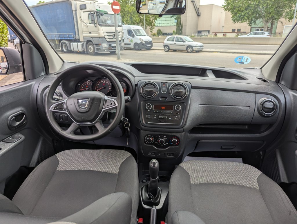 MIDCar coches ocasión Madrid Dacia Dokker Van Essential  Combi 5 Plazas, 1.6 110Cv  ECO-G N1, GLP  Híbrido
