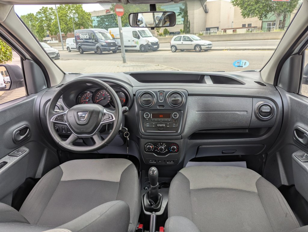 MIDCar coches ocasión Madrid Dacia Dokker Van Essential  Combi 5 Plazas, 1.6 110Cv  ECO-G N1, GLP  Híbrido