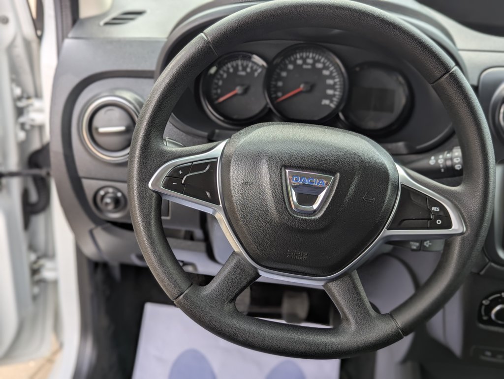 MIDCar coches ocasión Madrid Dacia Dokker Van Essential  Combi 5 Plazas, 1.6 110Cv  ECO-G N1, GLP  Híbrido